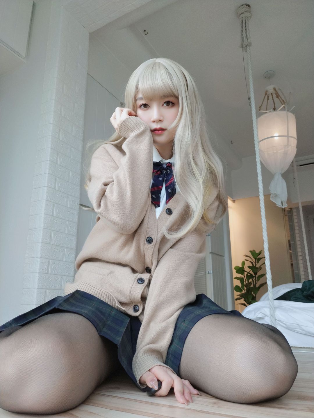 [COS写真]小姐姐白银81–灰色空间插图2